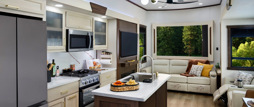 Cedar Creek by Forest River